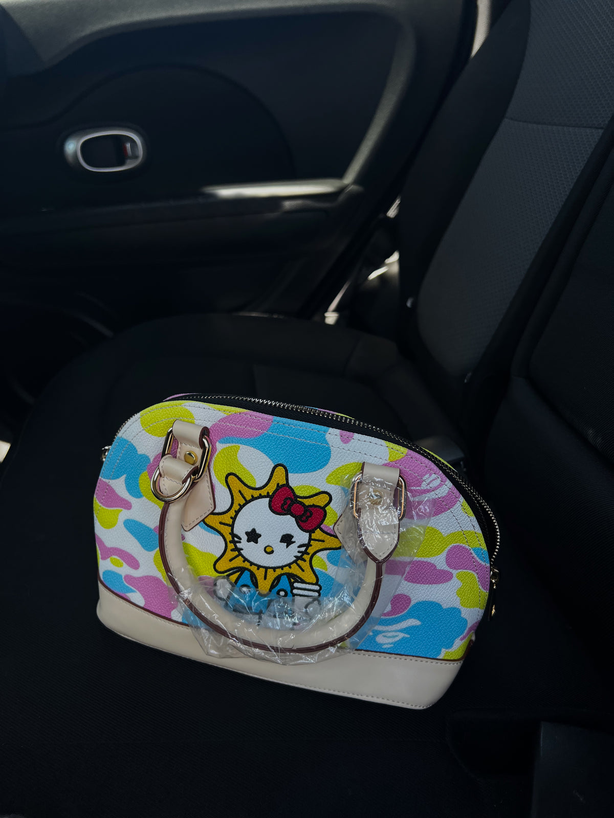 Glo Hk Shell Purse