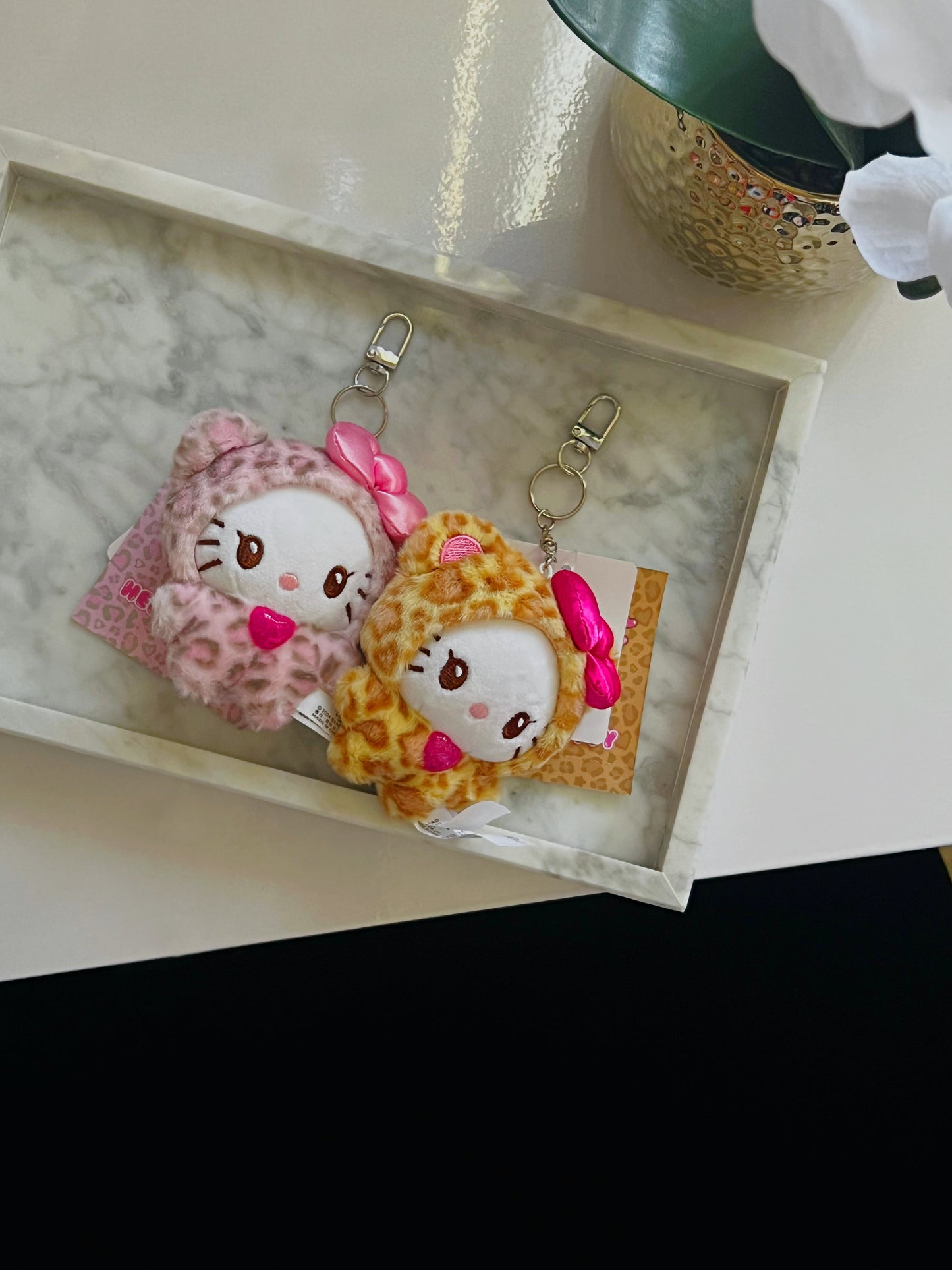 Hk Leopard Charm
